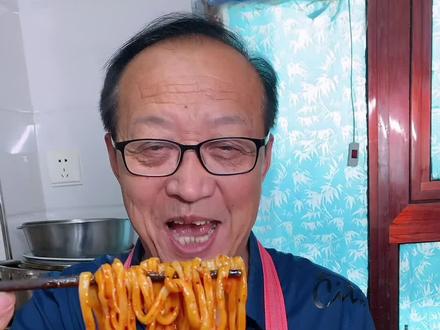 汇通面做法,汇通面以地点命名的陕西传统面食,面条劲道,配上俩中臊子,美的很#抖音美食创作人 #面食