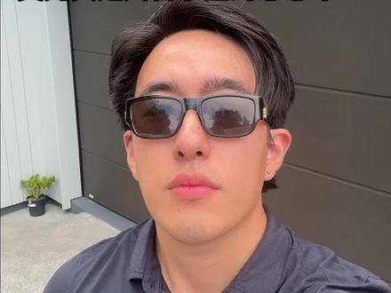 川普彻底摊牌:下周换人,接管美联储!
今晚黄金的大崩盘,是一场美元新秩序的预演。 既要“大幅降息”,又要“高关税”,川普这套组合拳到底想干嘛? 短期避开锋芒,长期坚定信仰。#金融 #投资 #美元霸权 #避险