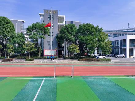 宜城一中:百日竞渡勇争先 师生同心战高考