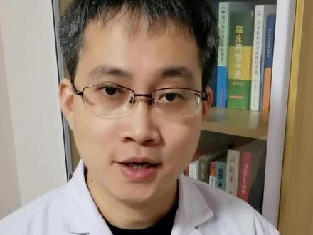 泡脚为什么会感到舒服?哪些人不适合泡脚?#泡脚 #静脉曲张 #泡脚养生 #全民健康计划 @河豚健康