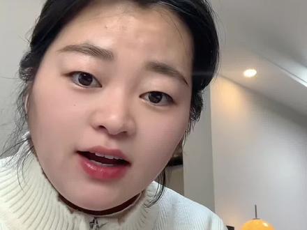 想保住自己的利益,就来割我们,他爸的哪个场外基金一天跌30➕创造历屎了!说什么价值投资?这还玩个锤子🔨#基金日常分享 #基金 #国投白银 #内容过于真实 #白银