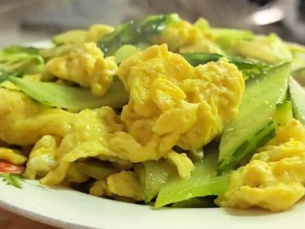黄瓜炒鸡蛋这样做,鲜香味美,清脆不出水,超好吃#美食 #味道好极了你们想吃吗 #家常菜 #在家做美食 #孟小四