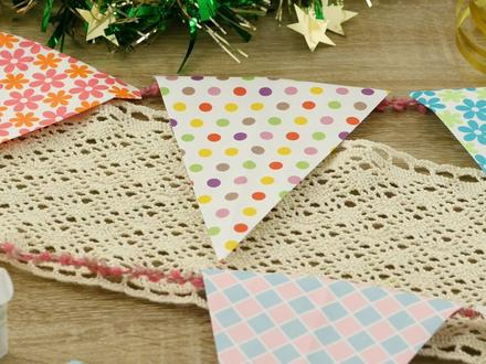 各色彩纸摇身一变成为飘飘彩旗,简单步骤锻炼宝宝动手能力!