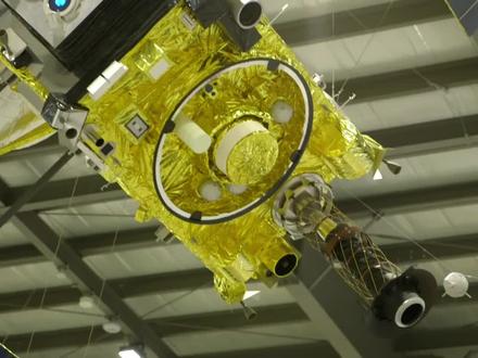 日本探测器领先中国?隼鸟二号对比嫦娥五号,登陆小行星有多难? #探索宇宙 #太空 #载人航天 #空间站 #科技