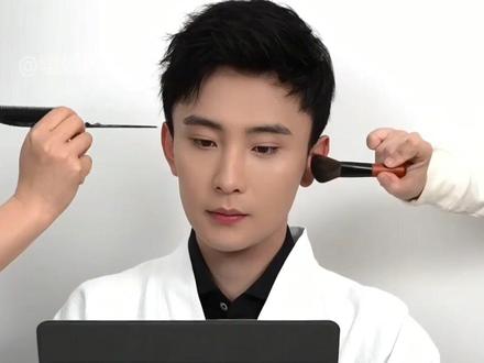 明明曾是短剧“顶流夫妇”,为何孙樾徐艺真缺席微短剧品质盛典?了解两人隐藏身份是我格局小了 #孙樾 #徐艺真 #刘萧旭 #影娱热点团 #内容启发搜索