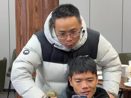 荒野求生传奇人物-四冠王建哥 #天门郡莓茶 #七星山荒野求生 #荒野建哥