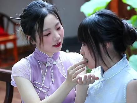 大家给我一起评论!小宇下雨铁cp!!!@小宇菇菇 #下雨的美食攻略 #旗袍