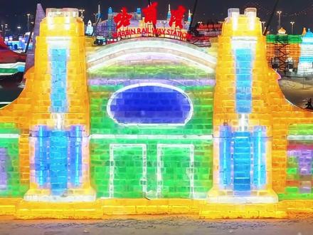 武汉:糟糕家被偷了 #哈尔滨 #武汉 #黄鹤楼 #冰雪大世界 #偷家