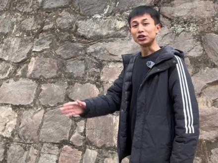 走进国内最恐怖的隧道,奶奶包隧道!结果回去一晚上没睡着#户外徒步登山 #保持热爱奔赴山海 #传递正能量 #山洞到底藏着什么 #旅行推荐官