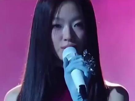 细扒单依纯“背刺”吴宣仪名场面!全程帮她练舞,转头一句“没印象”投倒数,节目组恶剪成帮凶#单依纯#吴宣仪#演唱会#娱乐#爆裂舞台