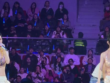 BY2 “撇清关系” 17周年巡回演唱会-上海收官站-不再懦弱。上海站的含金量还是挺高的 四面台 #BY2 #上热搜 #演唱会