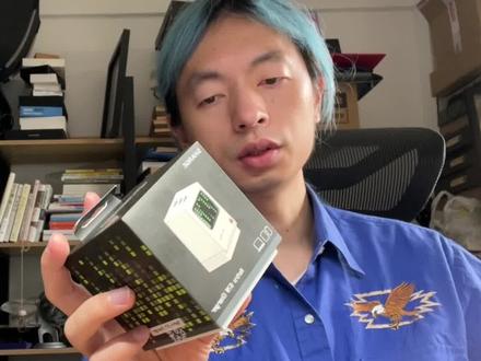 67W盲插,这款赛博朋克充电器值得入手吗?#充电器