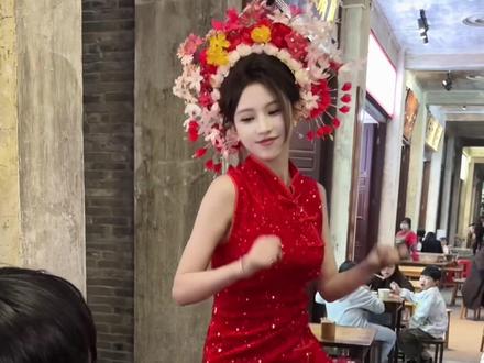 兄弟最后终于顶不住了 #赤坎古镇#赤坎度假区 #中国年看赤坎