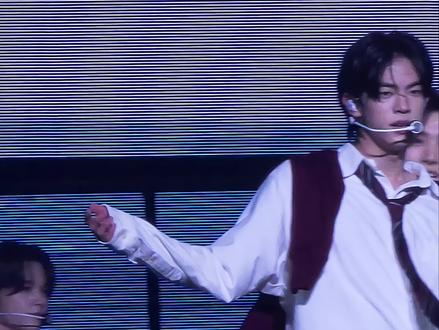 ♡⁺˚ 𝑯𝒂𝒑𝒑𝒚 𝑫𝒐𝑯𝒐𝒐𝒏 𝑫𝒂𝒚!⁺˚♡
🍀遇见你是我一生的幸运🍀
hey hey中文版里最爱的一段 祝小豆生日快乐 健康幸福的继续长大吧#金道勋 #tws