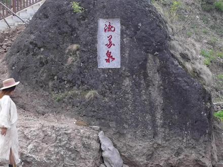 逛市集住小院,流苏树下吃烤串 #苏家峪 #流苏民俗文化市集 #密云#北京民宿#北京去哪玩