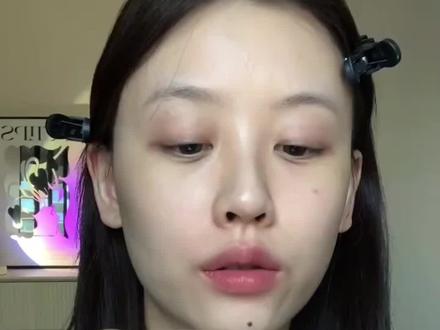 花知晓-草莓洛可可云朵唇霜哑光雾面口红唇釉彩妆正品推荐学生#唇釉试色 #唇釉