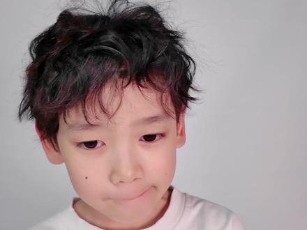 《玉芬啊玉芬,你让彪哥好伤心》这首歌迅速走红。 你知道玉芬是谁吗? #戏精 #兄妹日常 #搞笑视频 #热门歌曲分享 #玉芬啊玉芬你让彪哥好伤心