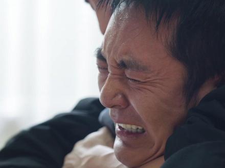 #他从火光中走来虐我别用消防刀 他是从无败绩的特勤站指导员啊,只希望自尊心与骄傲被狠狠击碎的那一刻,不会成为他一生的伤痛。#他从火光中走来