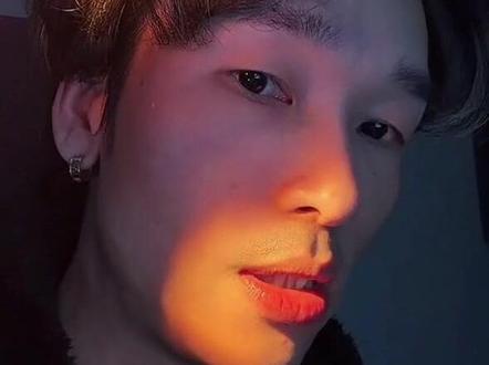 @俊杰哥哥 #俊杰哥哥 街拍 分享拍摄手电打光技巧