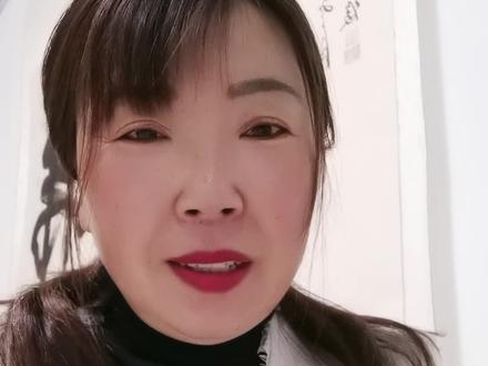 一对新夫妻两台旧机器腿当夹夹紧一样可以冒充新产品