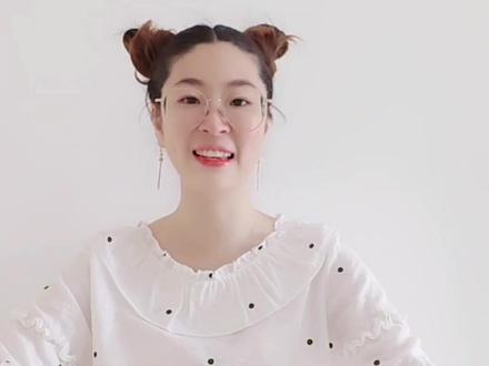 #上热门 晴宝宝变身小老师教我背古诗:采莲曲#和抖音一起学古诗 #寓教于乐采莲曲黑板板书 #亲子教育 古诗采莲曲粉笔配图简笔画配图#小学必背古诗 3——6岁儿童角色扮演小老师