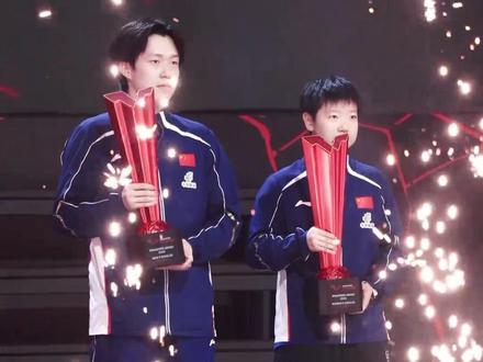 所以嘛,莎莎才是总冠军,因为吵架又赢了一局 #孙颖莎 #王楚钦 #乒乓球 #新加坡大满贯