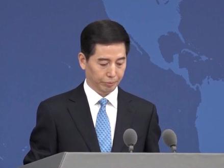 #台湾被讽当提款机 ,国台办答澎湃
11月26日上午,国台办发言人彭庆恩回答澎湃新闻提问时表示,台湾在美国人眼中真正的价值就是“肥肉”和“提款机”,是遏制大陆的“棋子” 、服务美国的工具。