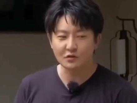 文房冷知识,文房四宝中的砚台。四大名砚你知道分别是哪几个吗?#砚台 #砚台雕刻
