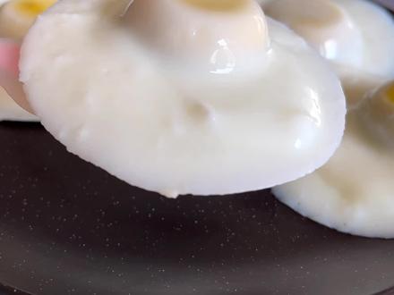 荷包蛋不要直接下锅煮,多加两步,一锅6个,1个都不散 #荷包蛋 #美食教程