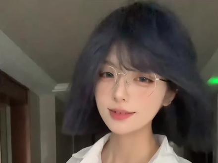 这位女士想看的 @ZhouXingqi琦 #转笔舞挑战 #栗米摇