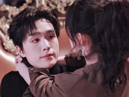 #因为一个片段看了整部剧 #高甜吻戏 #精彩片段#京婚浓瘾#梁思伟 @DOU+小助手 @DOU+上热门 @演员-侯呈玥