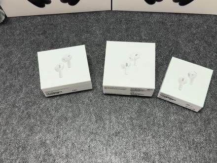 揭秘曝光闲鱼上所谓全新未拆封的AirPods耳机,其实全是假的,低端华强北冒充的。想入手原装正品AirPods耳机的,千万别上当。一条视频带你了解这个骗局,骗子的手段#揭秘 #闲鱼假货 #AirPods #华强北耳机 AirPodsPro3定制版#华强北Pro3
