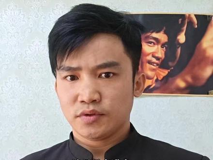 吴京我们两个来一场#贵州皮香远 #吴京