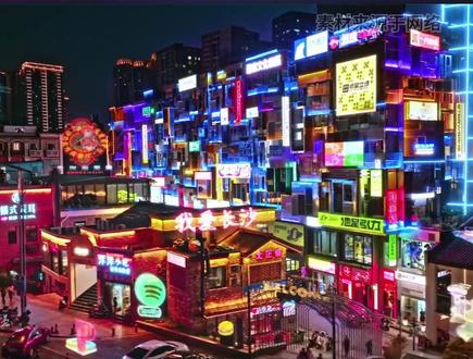 长沙交警戴上AI眼镜:抬眸1秒,景区拥堵消失?#黑科技 #AI眼镜 #长沙 #交警 #社会百态