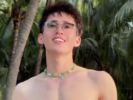 熬夜皮肤差蜡黄呢,每天补充2粒维C维E烟酸咀嚼片,已经搭配很好了,能好的改善皮肤状态#维生素 #好物推荐分享