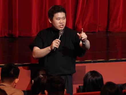 快乐加倍 #脱口秀#二狗脱口秀#观众搭茬#脱口秀爆梗名场面