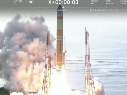 日本欲打造日本版“星链” 白孟宸:这是日本太空军事化项目中最大的项目之一 日本考虑在发生冲突后 还能获得卫星引导能力 #日本 #军事 #国际 #新闻今日谈