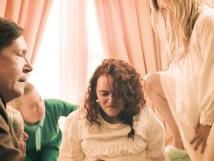 女仆竟另有妙用#悬疑 #猎奇 #女仆 #使女的故事 #电影解说