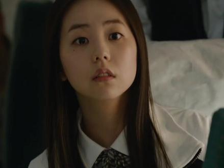 美女乘务员秒变僵尸 #釜山行 #美女 #恐怖 @抖音小助手