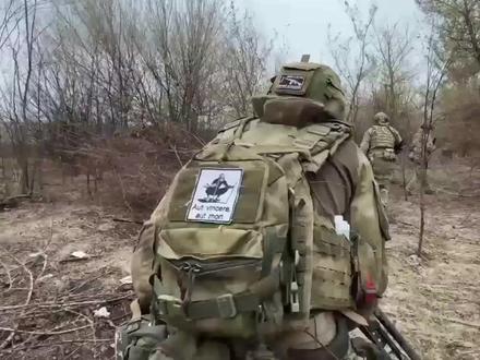 星链停用改变战场节奏|部分方向放缓推进|俄军或在酝酿新打法! #俄乌每日局势 #俄乌形势最新进展 #内容启发搜索 #俄乌战争