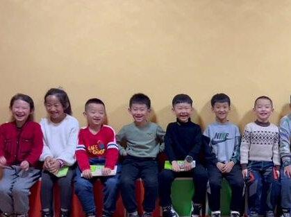 课间娱乐:浑源方言之好看和不好看#可爱的学生 #师生日常