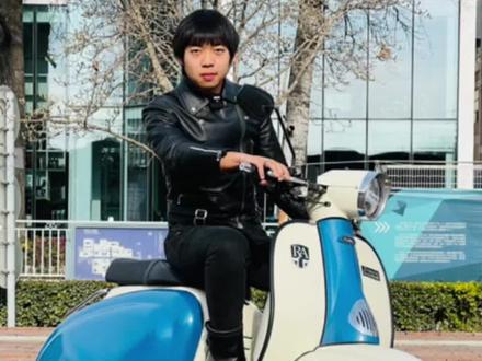 大油箱替代坐桶空间的踏板你会选吗?看车主怎么评价最具摩登风格的RA@玩车少校 @DOU+小助手 #我车我说#摩托车 #机车 #RA #踏板摩托车 #复古摩托