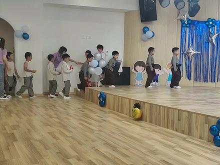 我们的节目——沪语童谣
侬港啥?
#上海话 #再见幼儿园你好小学