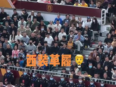 #莫科 #莫科担任四川男篮主帅 这位大叔太逗了😄😄 #cba #山西男篮 大胜 #四川男篮 ,恭喜山西男篮锁定季后赛名额