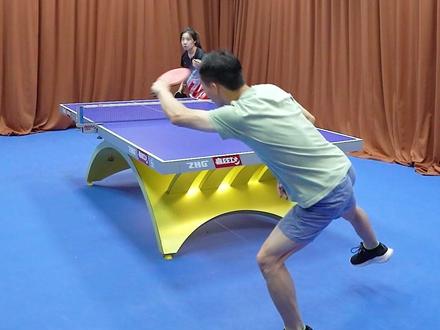正手又快又顶的长球来啦#乒乓球 #乒乓球教学 #乒乓女孩