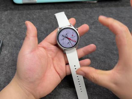 小米手表S5首发上手测评!优缺点总结,对比S4升级在哪? 这次的小米手表S5对比上代是涨价了,但是也有很多升级的地方,对比上代的S4升级在哪?有什么优势,优缺点一期视频告诉你!#数码科技 #小米手表S5 #小米watchS5 #小米手表S4 #智能手表