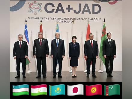 #中亚五国首脑齐聚日本 高市早苗充当五陪