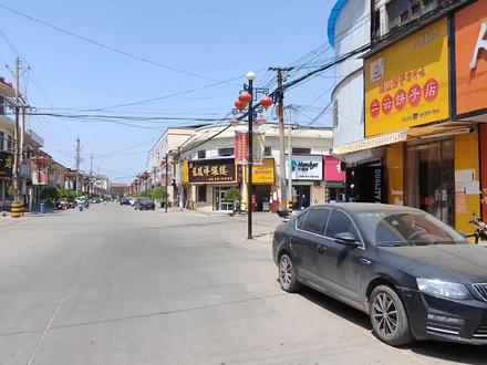 不愧为天下第一饼,山西稷山这饼子真是绝了,吃着美呔呔! #地方特色美食 #特色小吃 #民间传统美食 #老味道 #美食推荐 #美食 #面食 #特产美食 #油酥火烧 #油酥饼