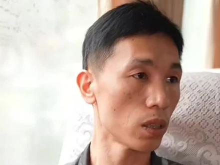 #屏幕录制 #寻亲成功 李鑫讲诉跟姐姐失散过程@宝贝回家