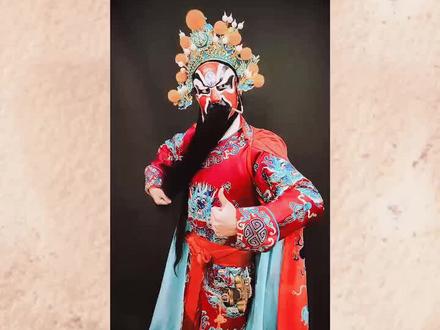 今天画一个#凤雏#庞统 ,若非庞统连环计,公瑾安能立大功。